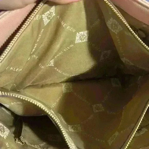 Anne Klein “AmeliaQ” Pink Pebbled & Quilted Faux Leather Tote - Picture 5 of 7